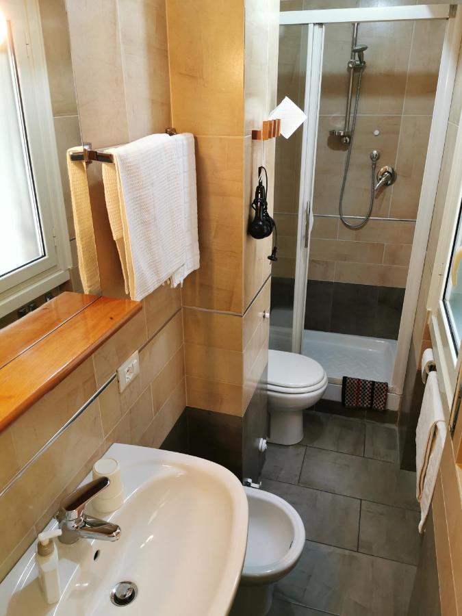 רומא Bed And Breakfast Piramide מראה חיצוני תמונה