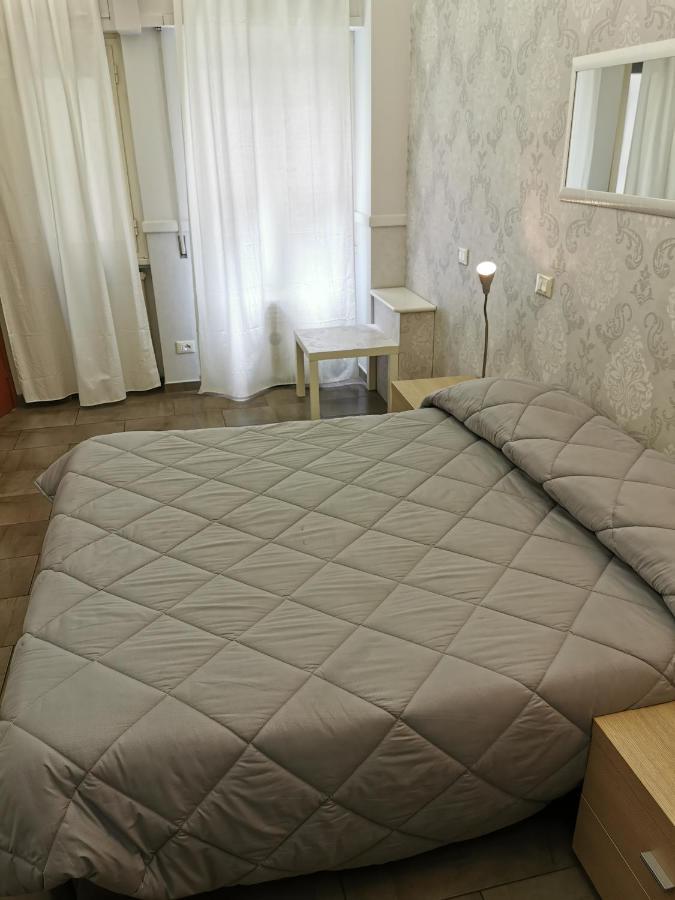 רומא Bed And Breakfast Piramide מראה חיצוני תמונה